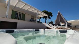 Villa Giulia by Casa Azzurra Apartments